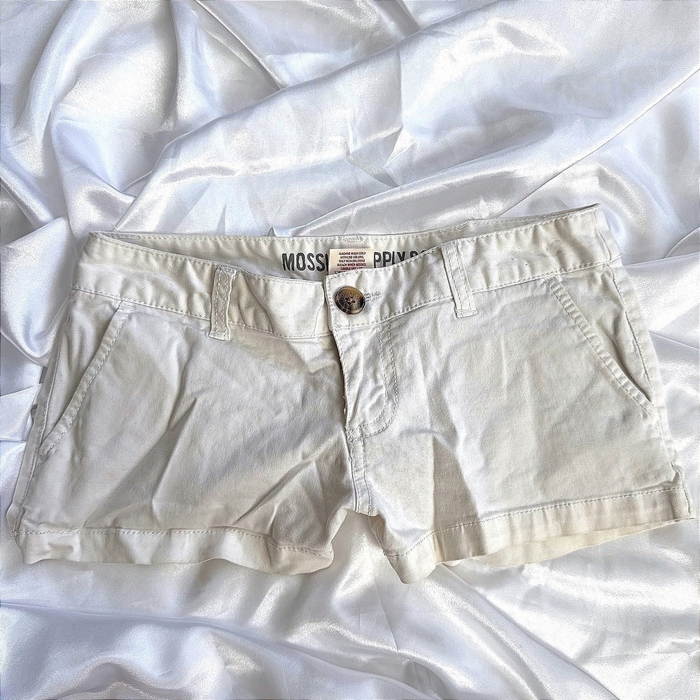 Mossimo Supply Co Womens Size 1 Cream Chino Shorts Low Rise Off White Fit 6